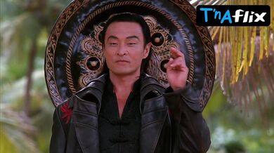 Bridgette Wilson Sexy Scene in Mortal Kombat