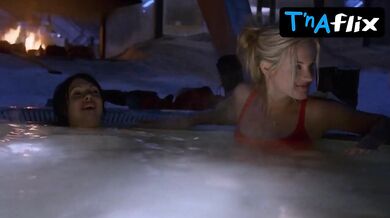 Bridgette Wilson Sexy Scene in Extreme Ops