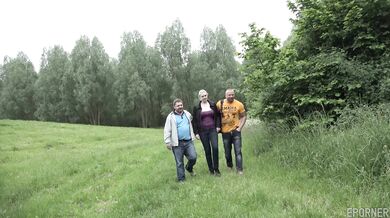 Outdoor Threesome With Fat Blondie