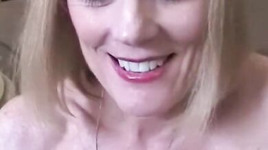 Hot Older Lady Likes Her Pussy Wetter