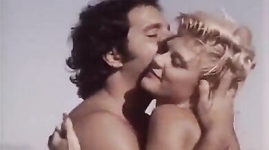 Beach fuck on the seashore (Isis Taylor)