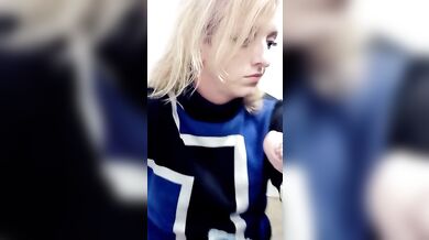 Trans girl cums hands free deep throats banana