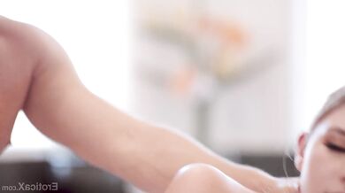 Gorgeous Blonde Serves Hot Sex For Breakfast - Melody Marks