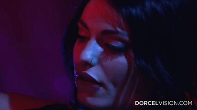 Clara Mia - Tiffany Leiddi - Mia Milf